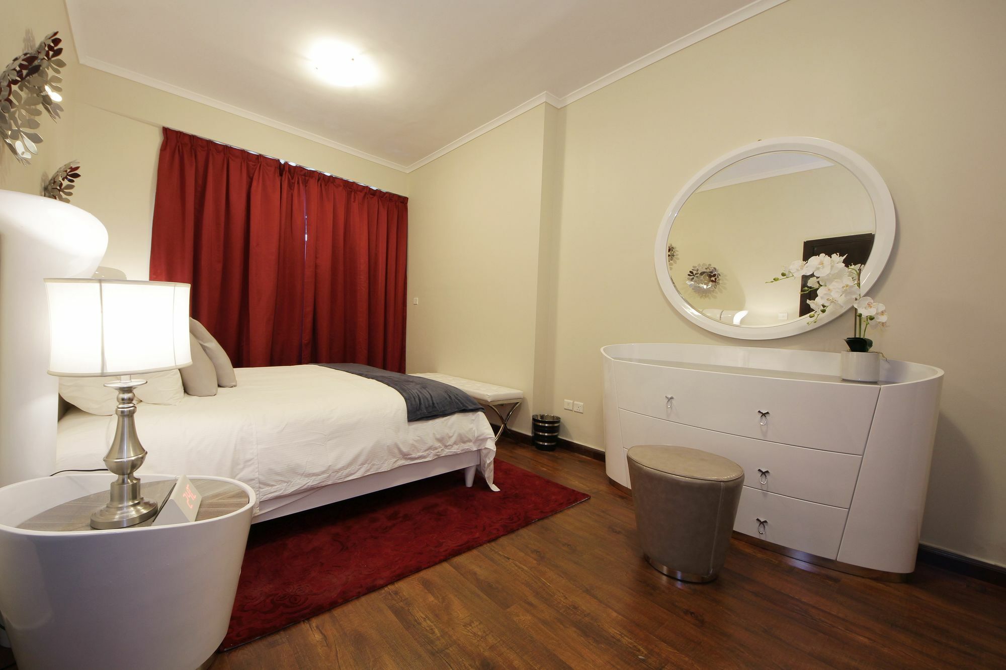 Piks Key - Marina Torch Tower Apartment Dubai